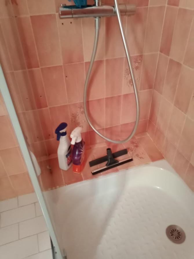 Apartment Cadre De Reve Vous Faites Le Menage- Very Good Prices But Have To Clea-n Th-e Flat