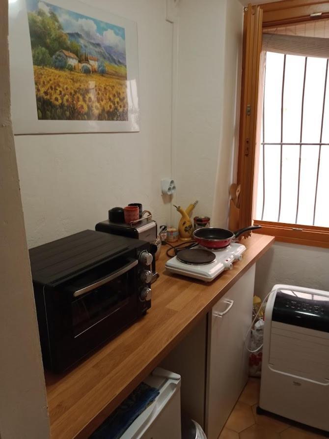 Apartment Cadre De Reve Vous Faites Le Menage- Very Good Prices But Have To Clea-n Th-e Flat *